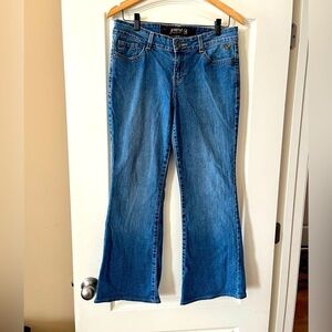 Grane Juniors Medium Wash Boot Cut Jeans Size 9